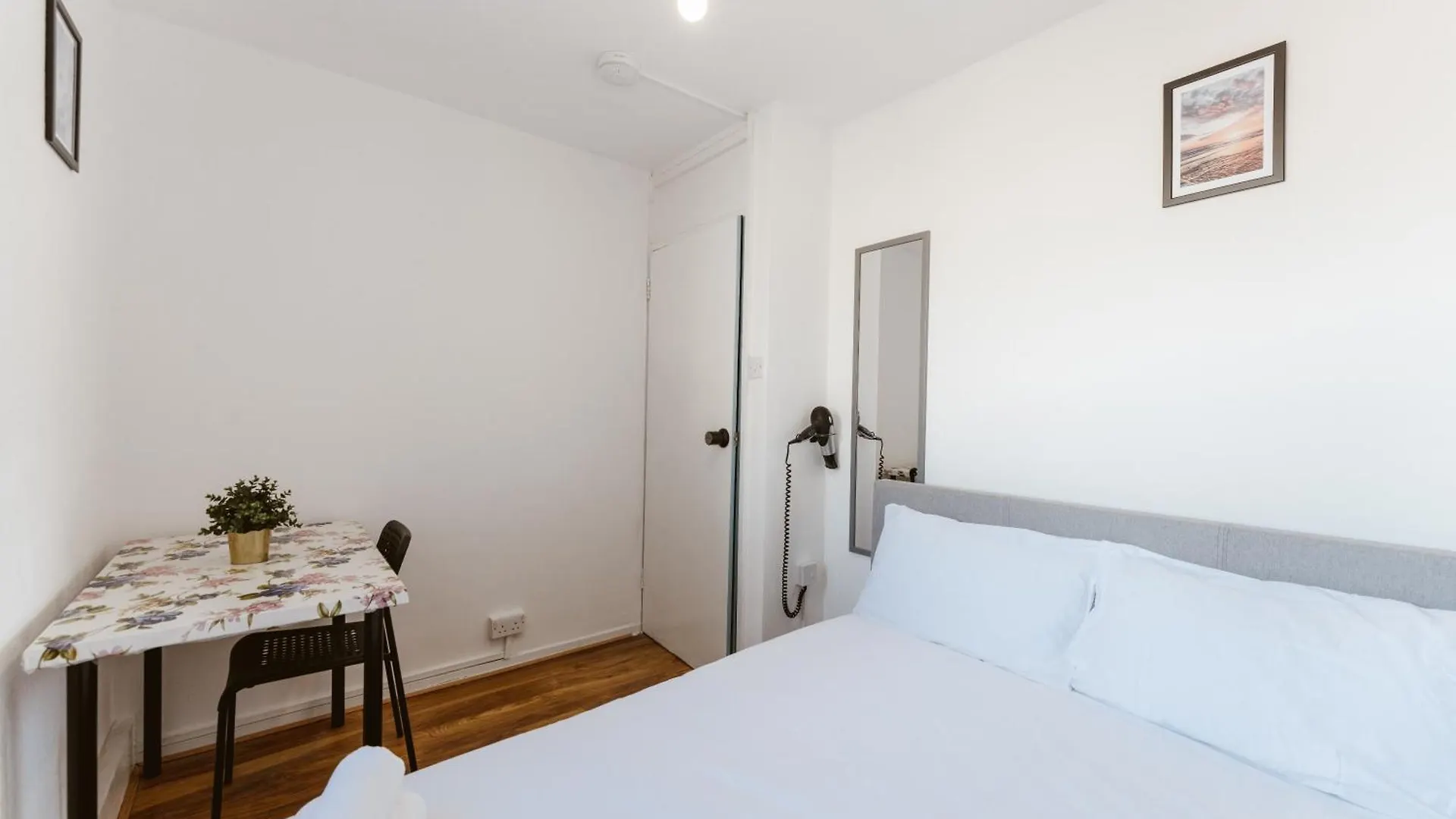 Shadwell Double Room - 13 Londres Pensión