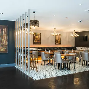 docklands-lodge-london.cambridgehotelsuk.com/